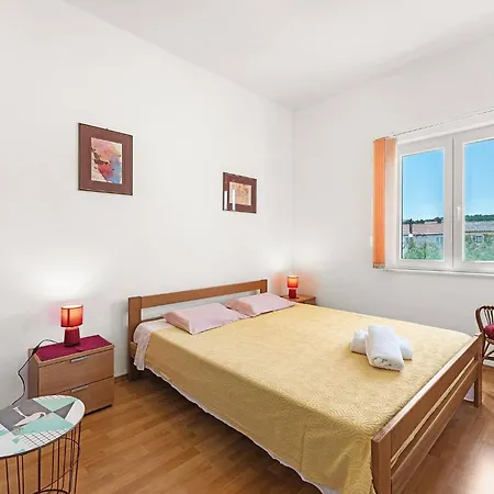 Appartamento Ugljan