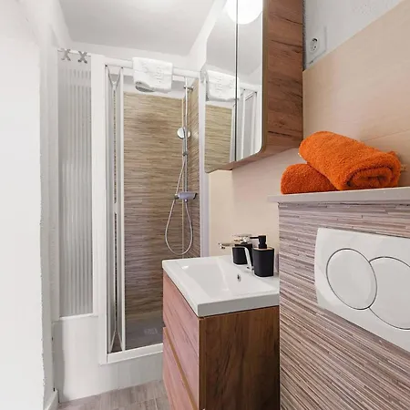 Ugljan * ククリカ