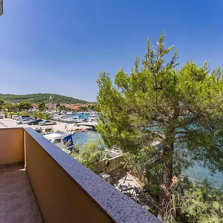 Ugljan * ククリカ