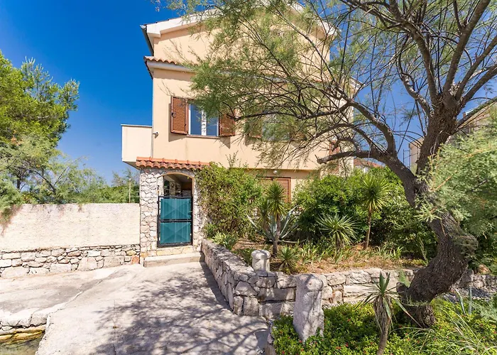 Ugljan Апартаменты *