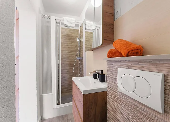 Ugljan * Куклица