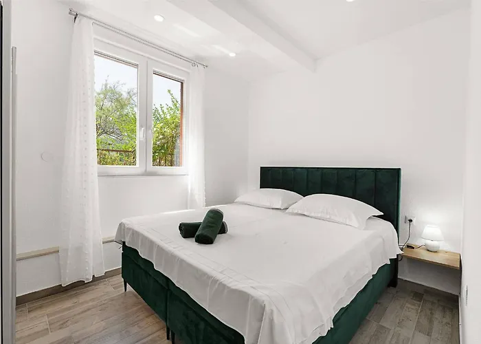 Ugljan Апартаменты