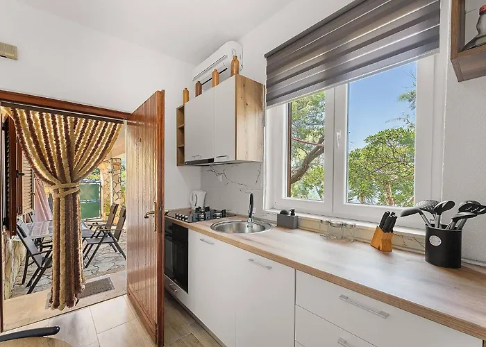 Апартаменты Ugljan *